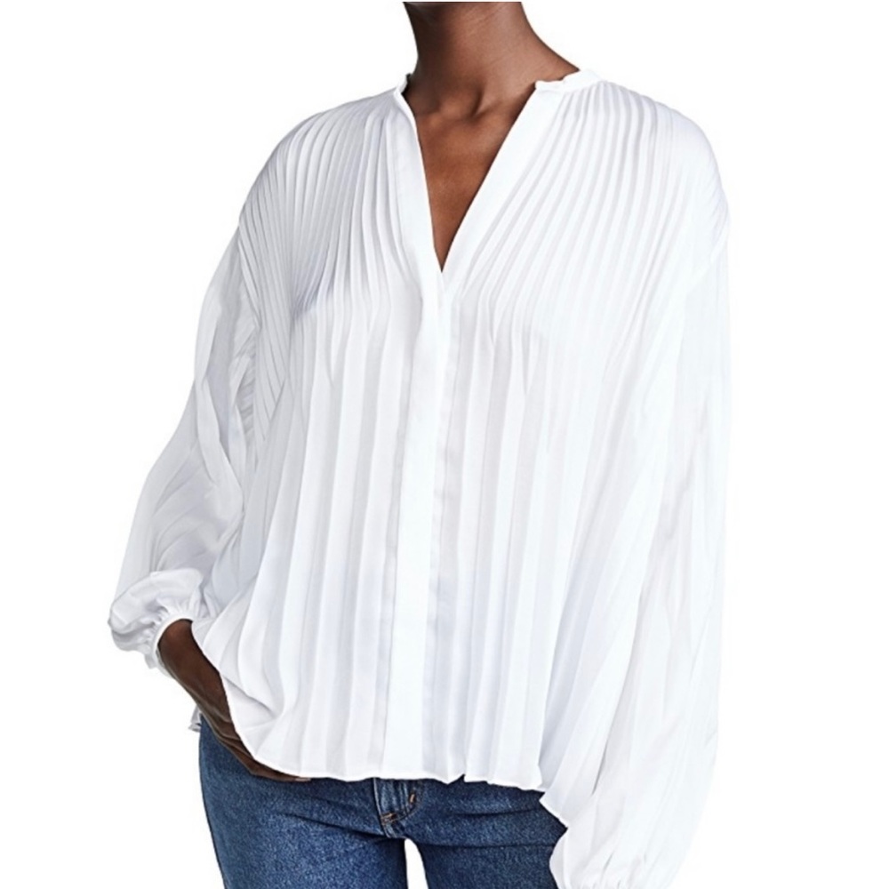 Minimalist Vince Chevron Pleated Blouse Optic White